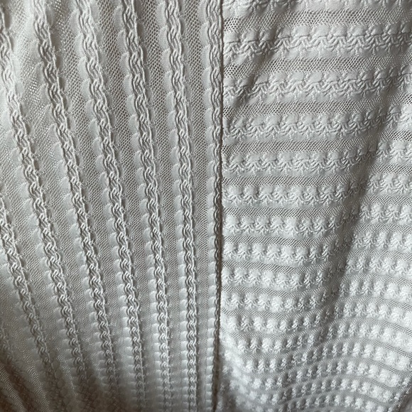 5 for $10 ✨Oversized top✨ - Picture 2 of 4